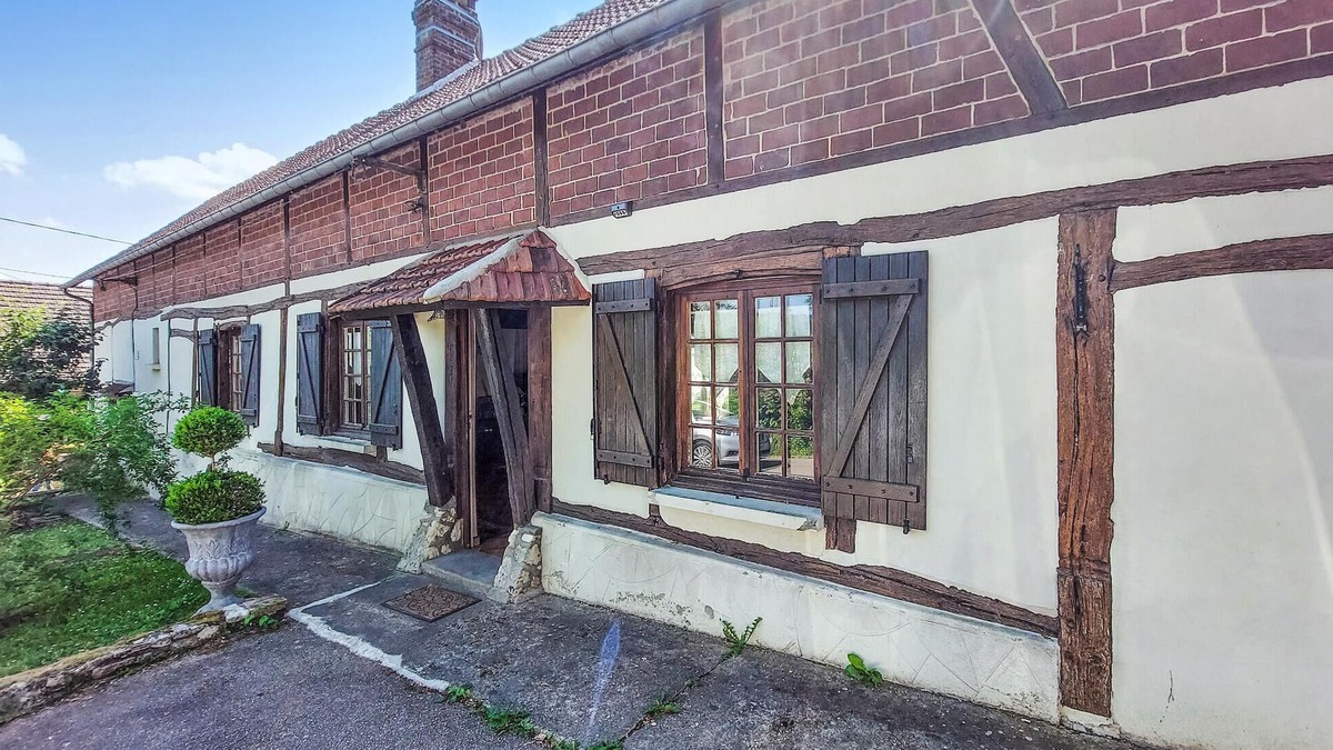 Touffreville House | Pet friendly home in Touffreville