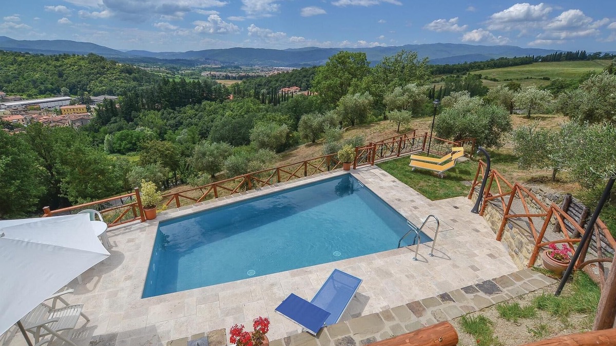 Bibbiena House | Pet friendly home in Bibbiena AR