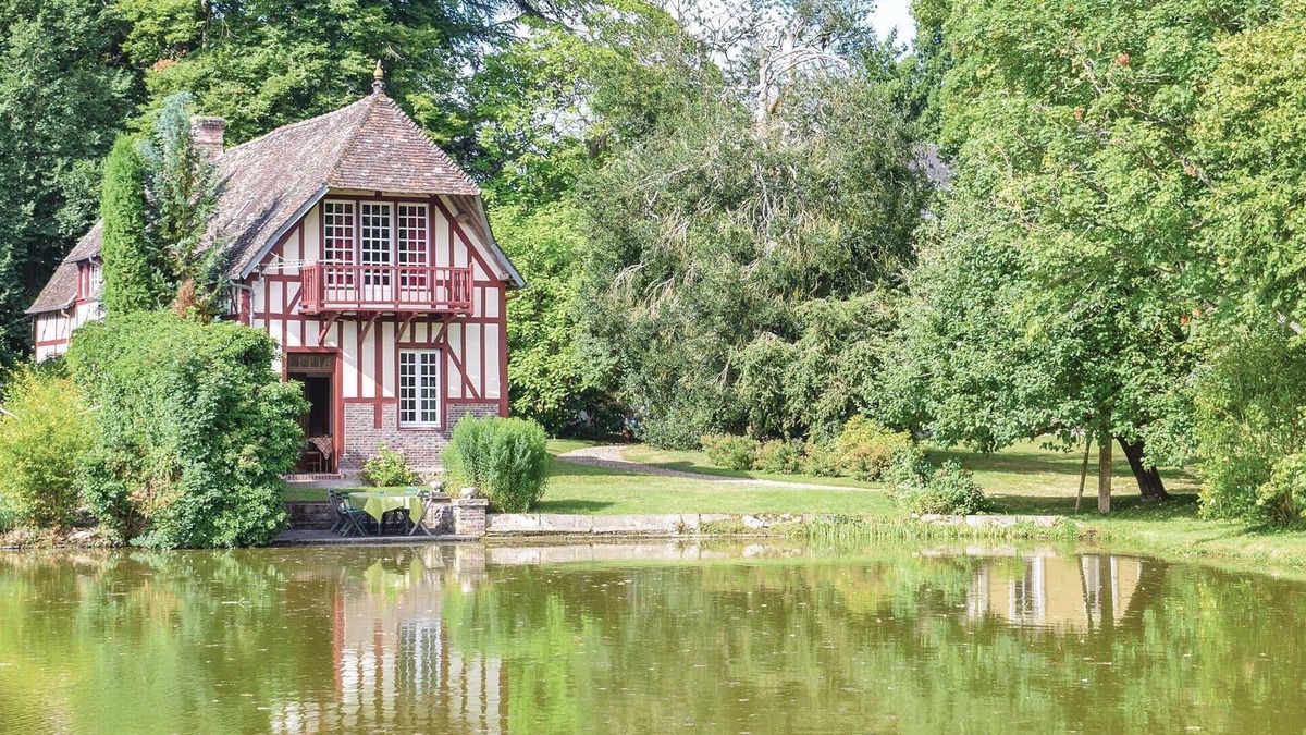 Beaumontel House | Pet friendly home in Beaumontel