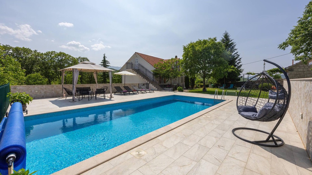 Central Dalmatia House | Pet friendly home in Krstatice