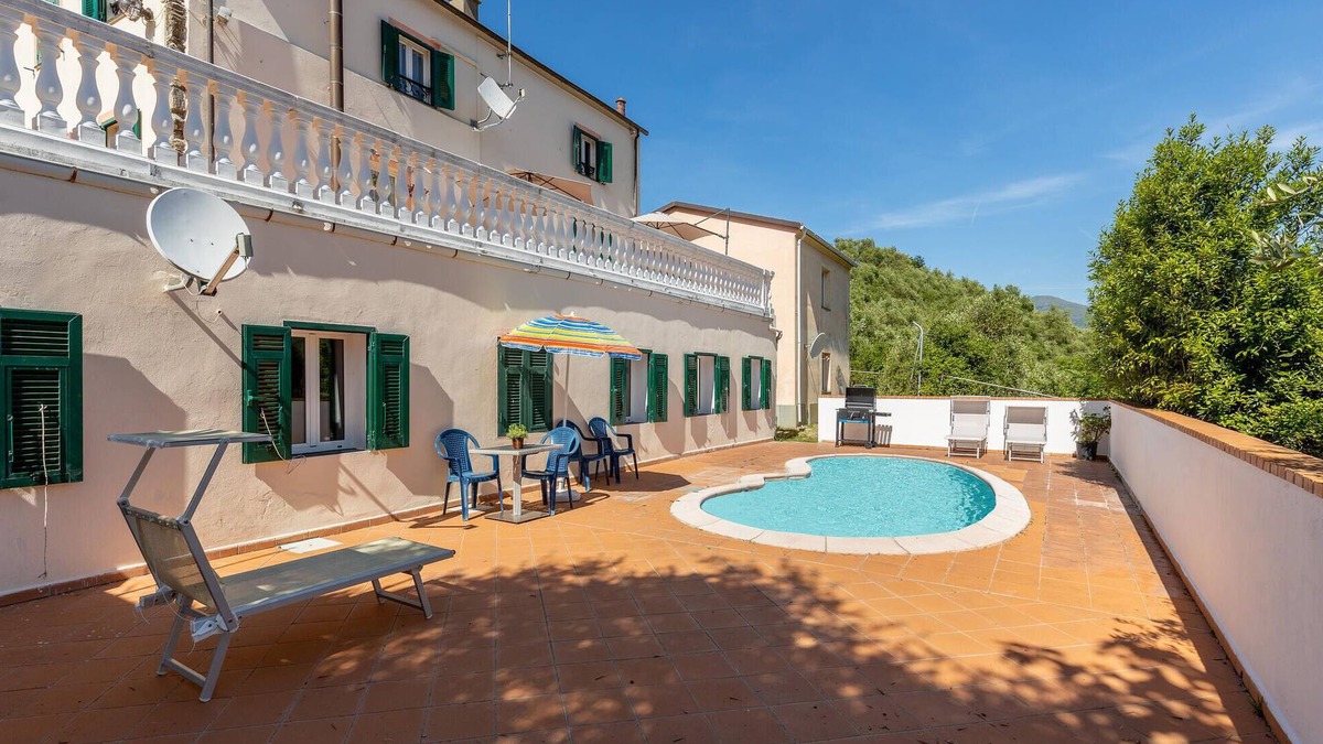 Conscenti House | Pet friendly home in Ne