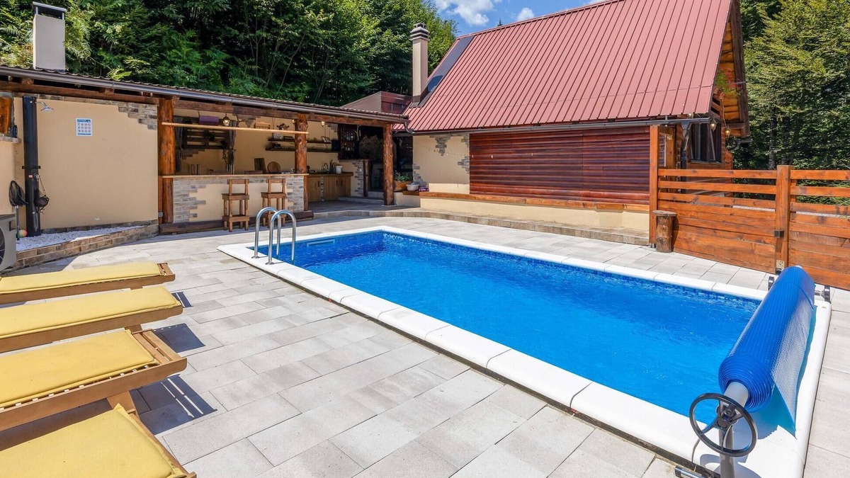 Cabar House | Pet friendly home in Plesce