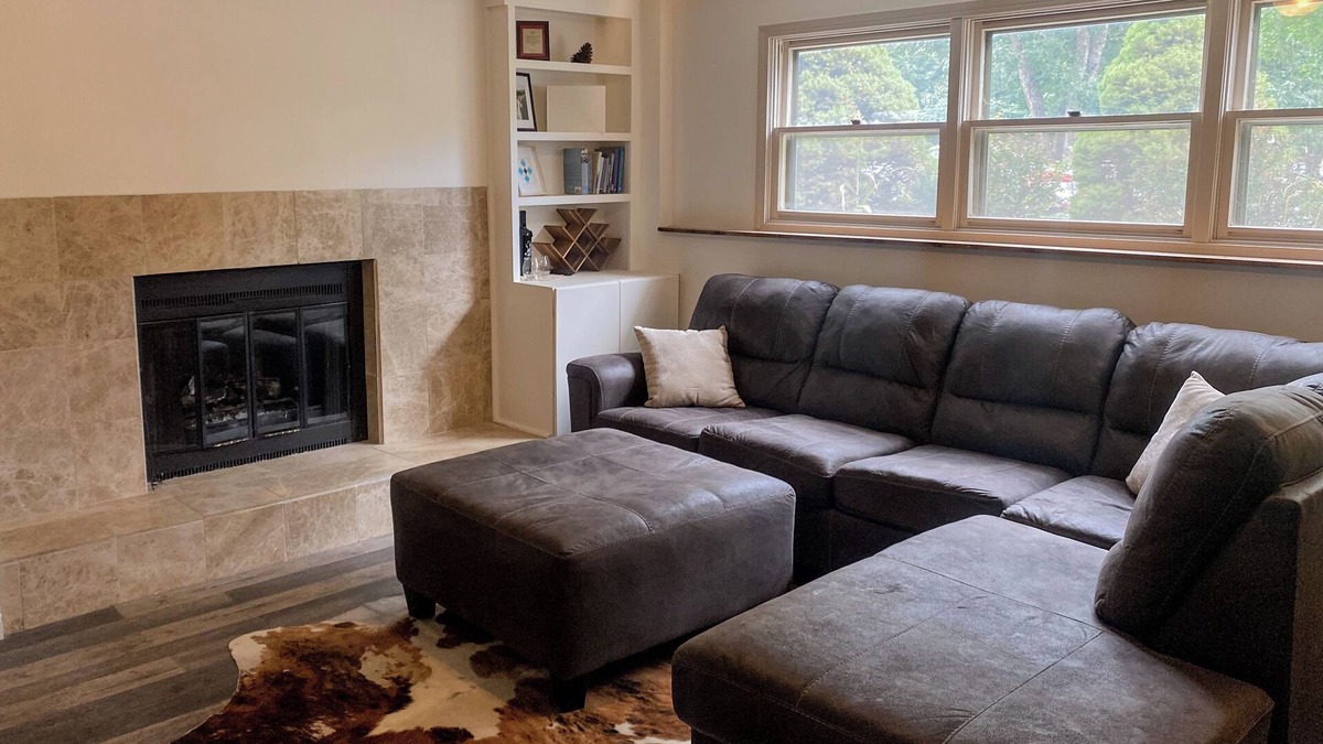 Manhattan House | Pet Friendly Home Near Stadium w/Fenced Backyard