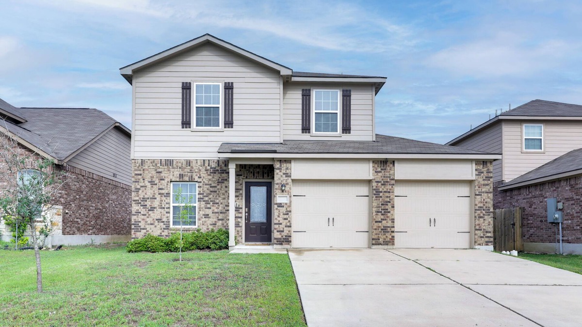 Manor House | Pet-Friendly Home w/Fenced Yard in Manor