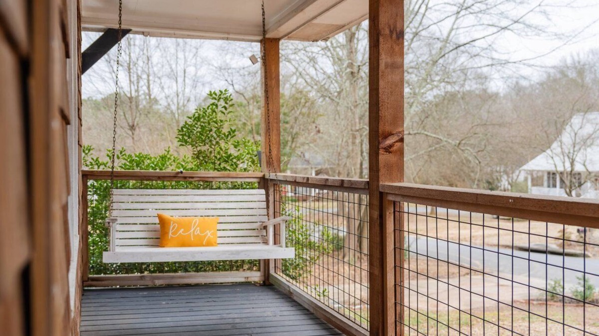 Kennesaw House | Pet friendly Home with swimming pool and hot tub , fenced backyard with patio