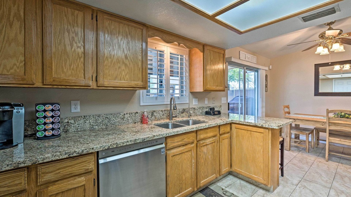 Lake Havasu City Cottage | Pet-friendly House w/Yard ~ 2 Mi to Lake Havasu!
