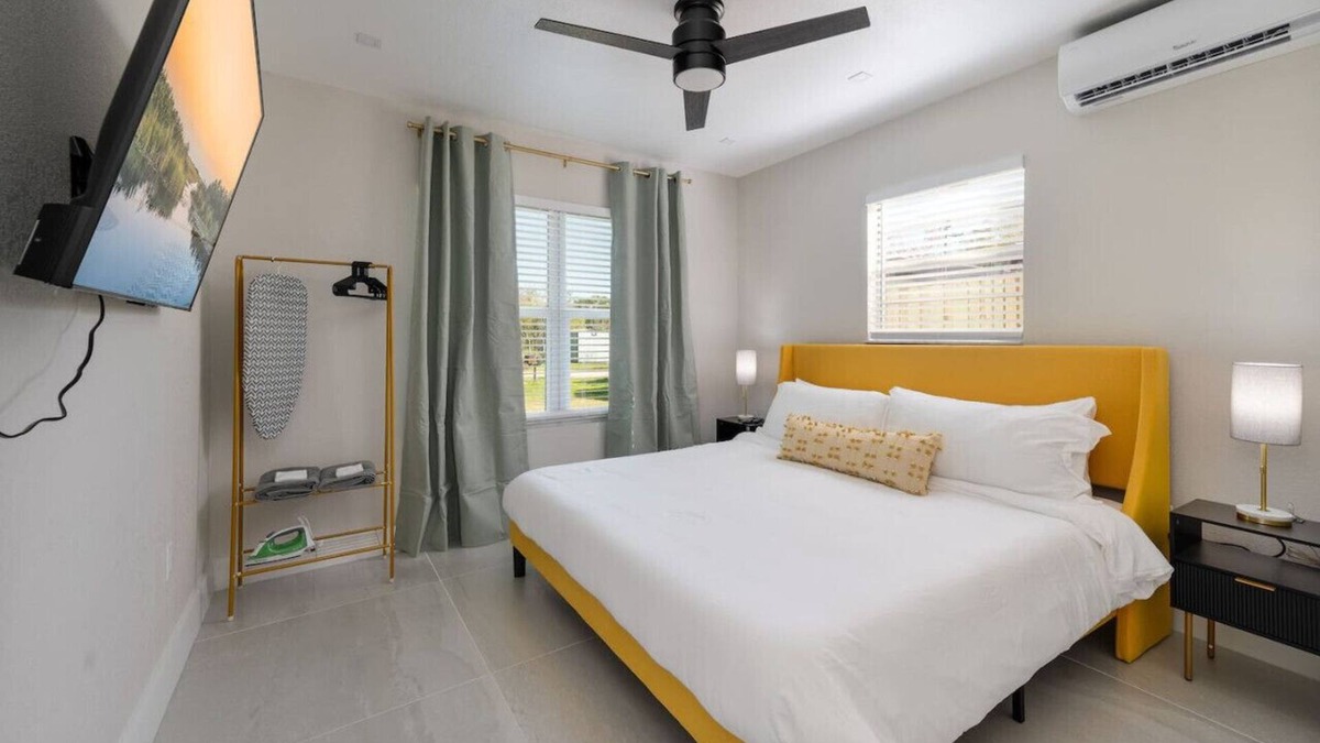 Saint Cloud Apartment | Pet friendly + in Dwtn + 20mi to Disney & Parks!