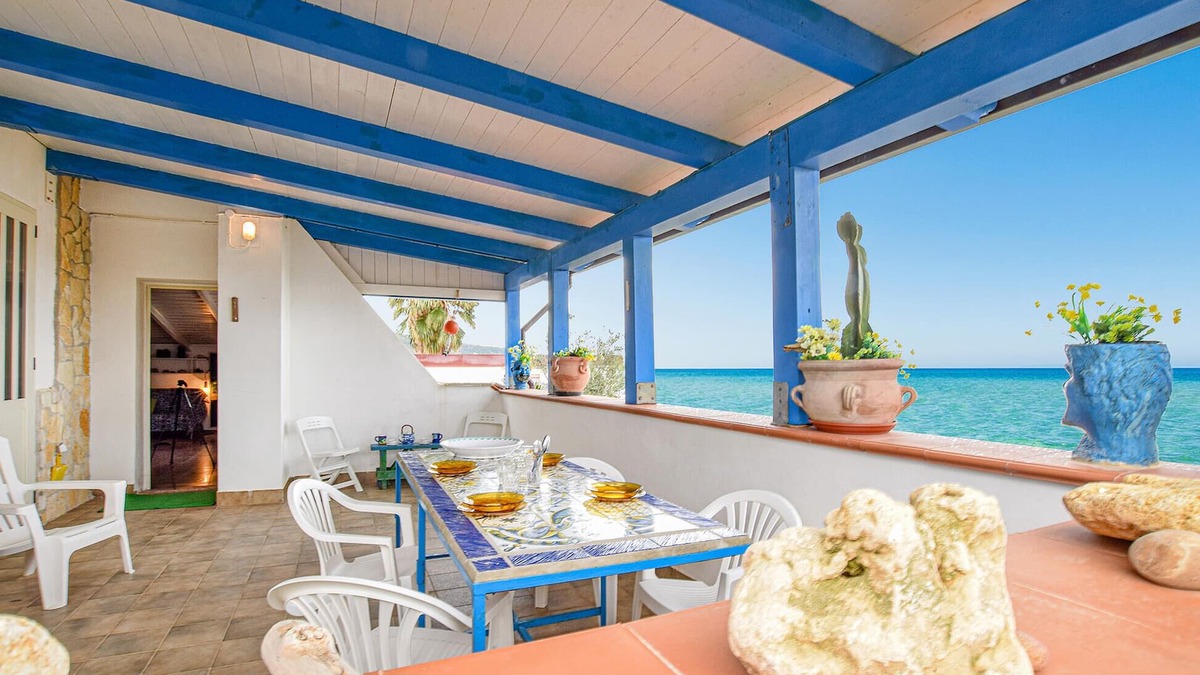 Marina di Caronia Apartment | Pet friendly apartment