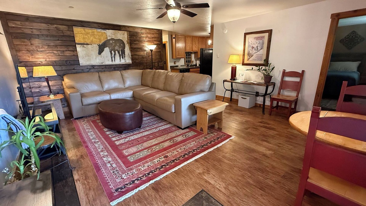 The Ponds Condo | Pet-Friendly Mountain Condo Near Grand Targhee & Jackson Hole - Sleeps 9