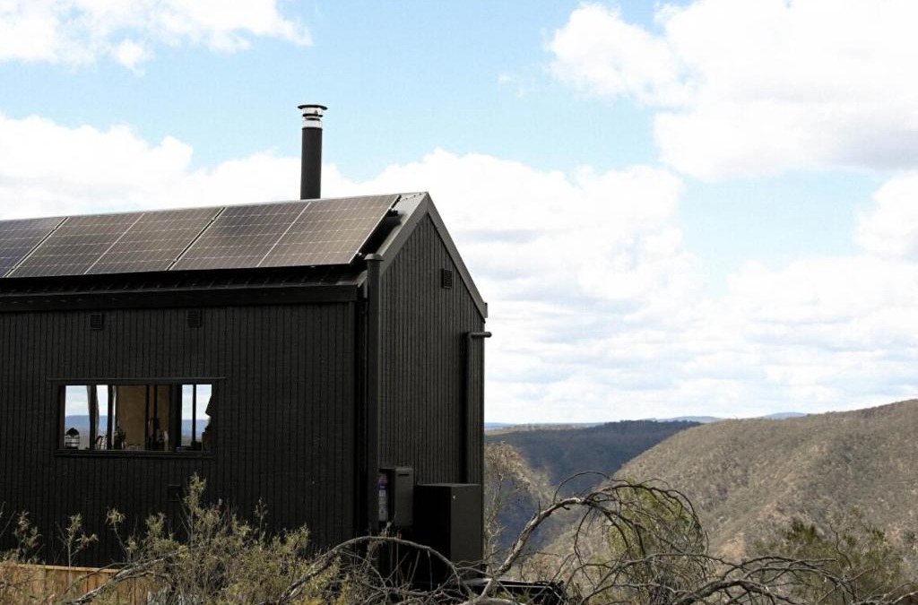 Windellama House | Pet Friendly Off-Grid Cabin Secluded in Nature -Zaid