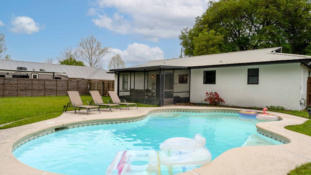 St. Augustine House | Pet-Friendly Pool Retreat w/Firepit Backyard BBQ