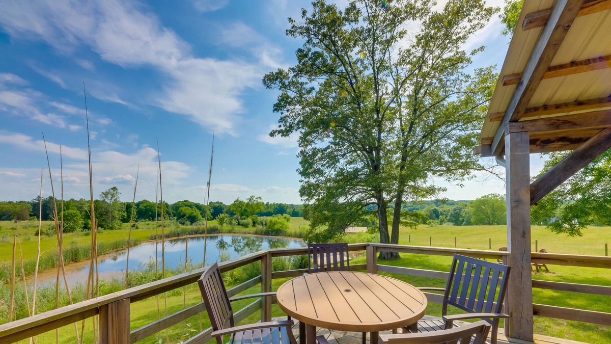 Seaman Cabin | Pet Friendly Seaman Vacation Rental w/ Fire Pit!