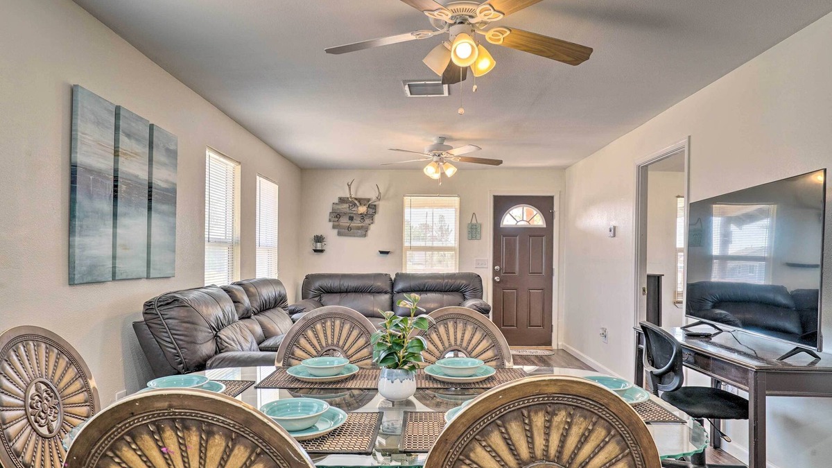 Sierra Blanca House | Pet-Friendly Sierra Blanca Home in Downtown!