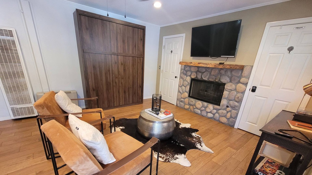 Green Valley Lake Cabin | Pet Friendly Studio with Murphy Bed, BaseCampGVL