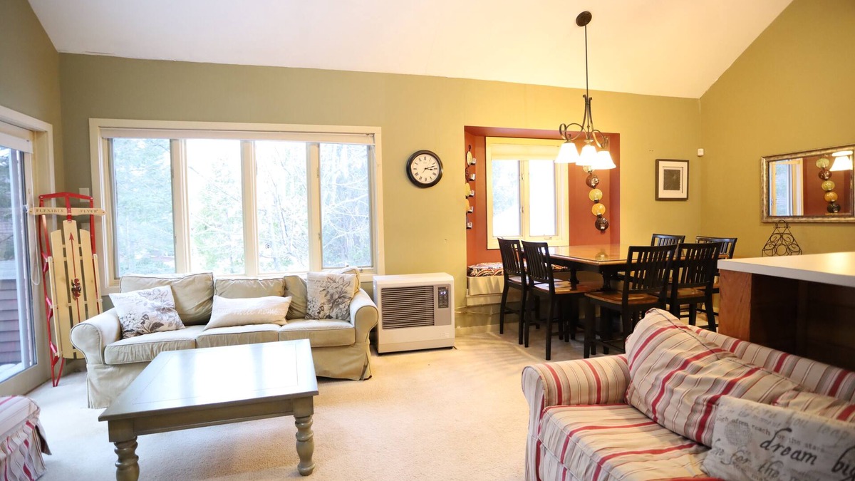 Waterville Valley Condo | Pet Friendly Waterville Valley Condo in Forest Rim (FR1IV)