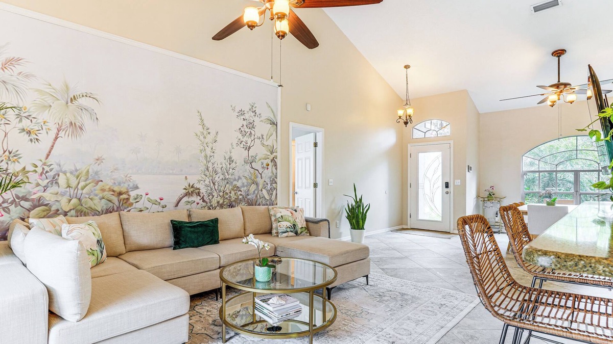 Valrico House | Pet-Friendly Valrico Vacation Home w/Lanai!