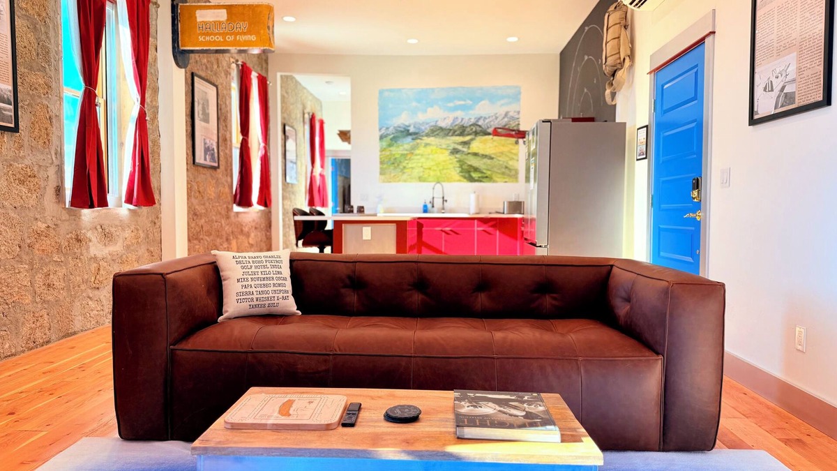 Enterprise Condo | Pete's Point is part of the Litch Hotel: fully equipped,Luxury vacation rental condos