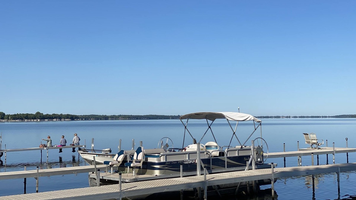 Glenwood Hotel | Peters Sunset Beach Resort
