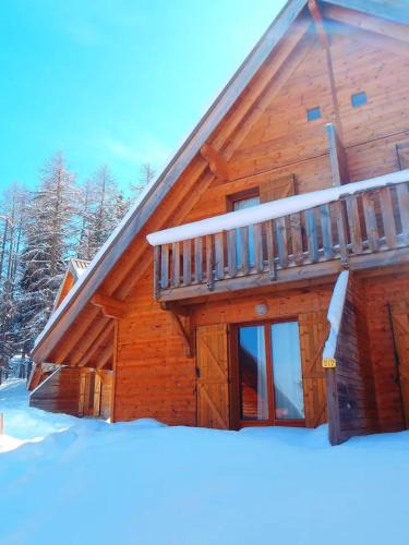 La Joue du Loup Apartment | Petit Chalet 5 pers piscine sauna 2 chambres