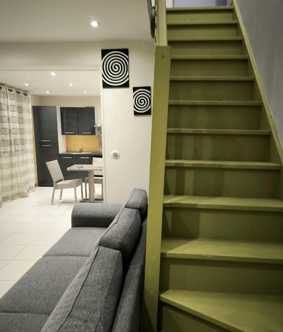 Oissel House | Petit Lenny