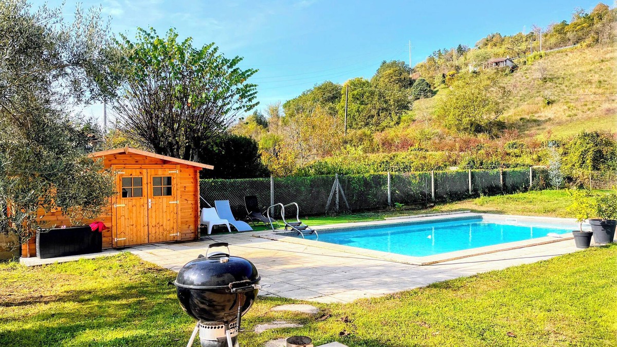 Lescure-dAlbigeois Villa | Petit Paradis Lescurien | Swimming pool | Air conditioning | Gym | Comfort