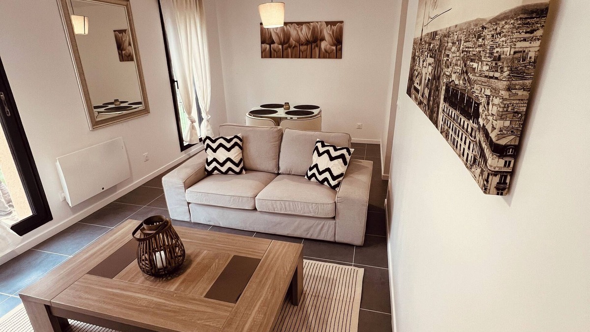 Luzarches House | Petite Bâtisse Pour Groupes, Familles et Amis, Paris OG 2024, Été, Événements