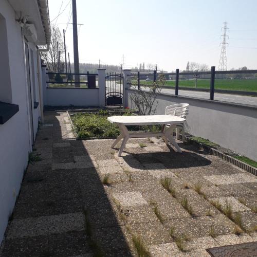 Coudekerque Apartment | petite maison plain pied proche dunkerque