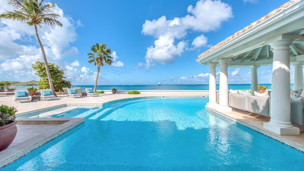 Grand Case Villa | Petite Plage 5 - Exclusive Beachfront Villa