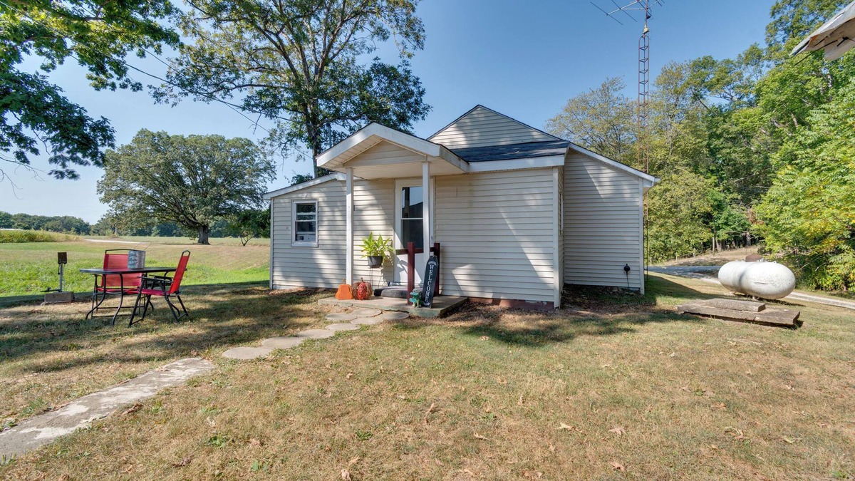 Toledo House | Pets Welcome: Tranquil Retreat w/Yard in Jewett!