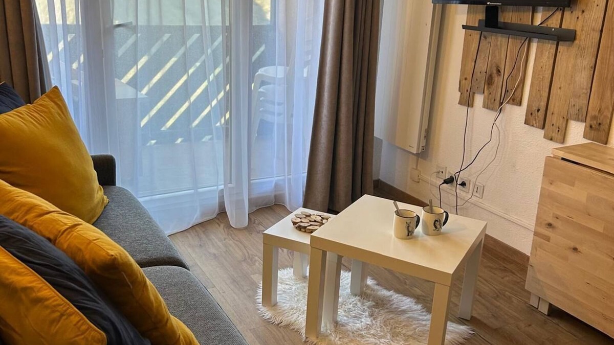Peyragudes Apartment | Peyragudes Studio with mountain view (Peyresourde/loudenvielle slope)