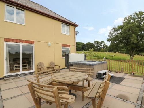 Disserth and Trecoed House | Pheasant Wood