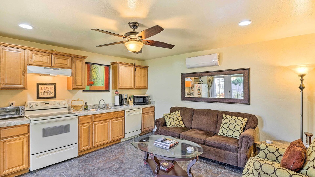 Story Apartment | Phoenix Vacation Rental: 2 Mi to Downtown