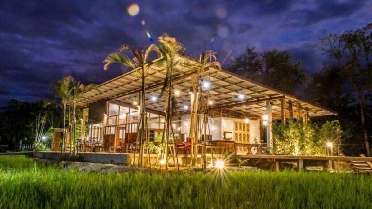 Hot House | Phu-Anna Eco House