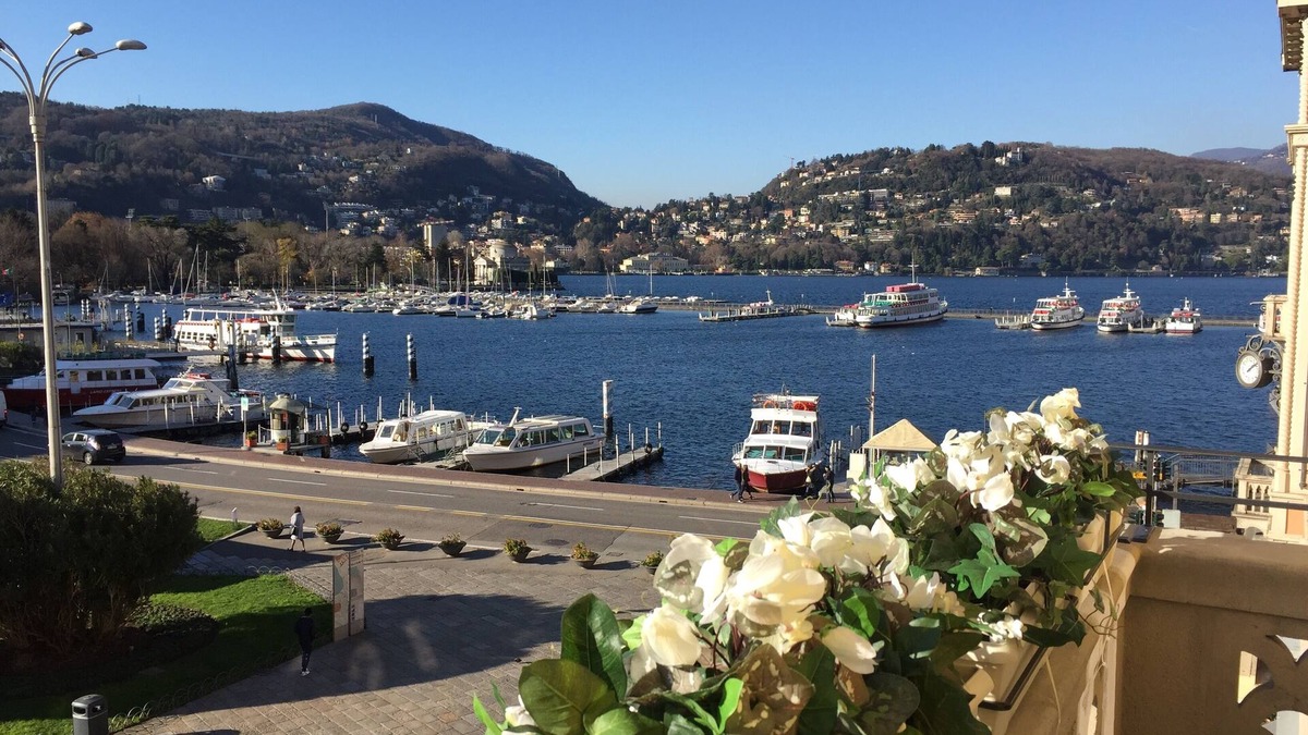 Como City Centre Apartment | Piazza Cavour - Luxury Lake View Apartment