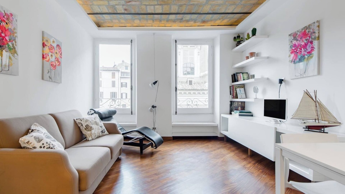 Rione V Ponte Apartment | Piazza Navona-Coronari House
