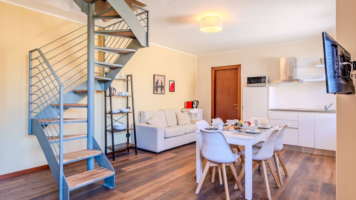 Acquaseria Apartment | Piazza San Giuseppe by Interhome