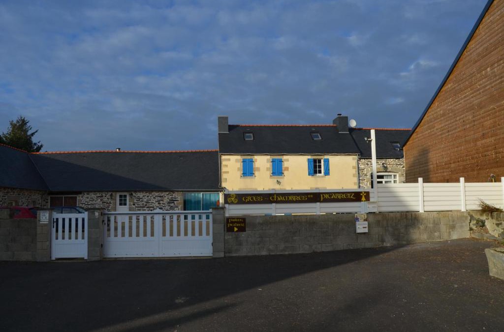 Cast Bed & Breakfast | Picabreiz