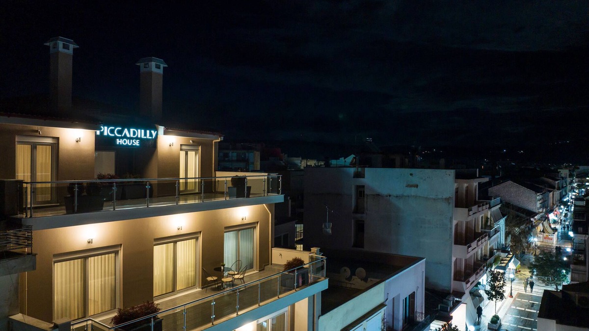 Arta Apartment | Piccadilly House