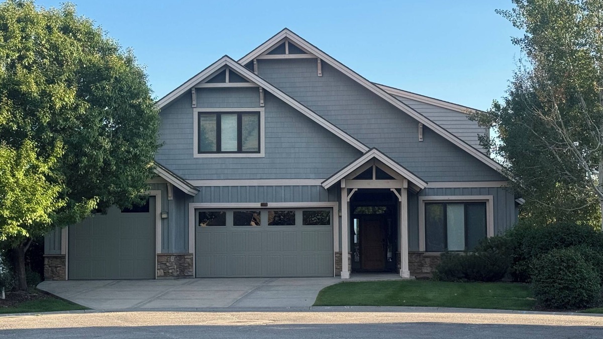 Eden House | Picturesque family retreat. 9 bedrooms, 3 gathering rooms, game room, deck.