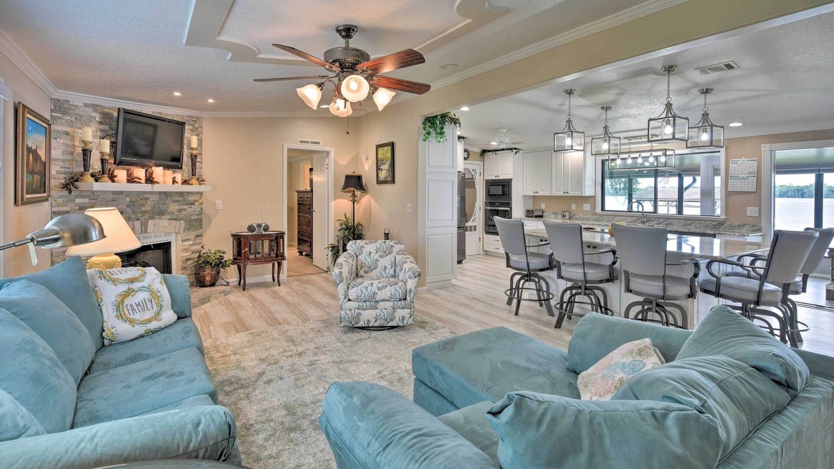 Crescent City House | Picturesque Retreat on St Johns River + Docks