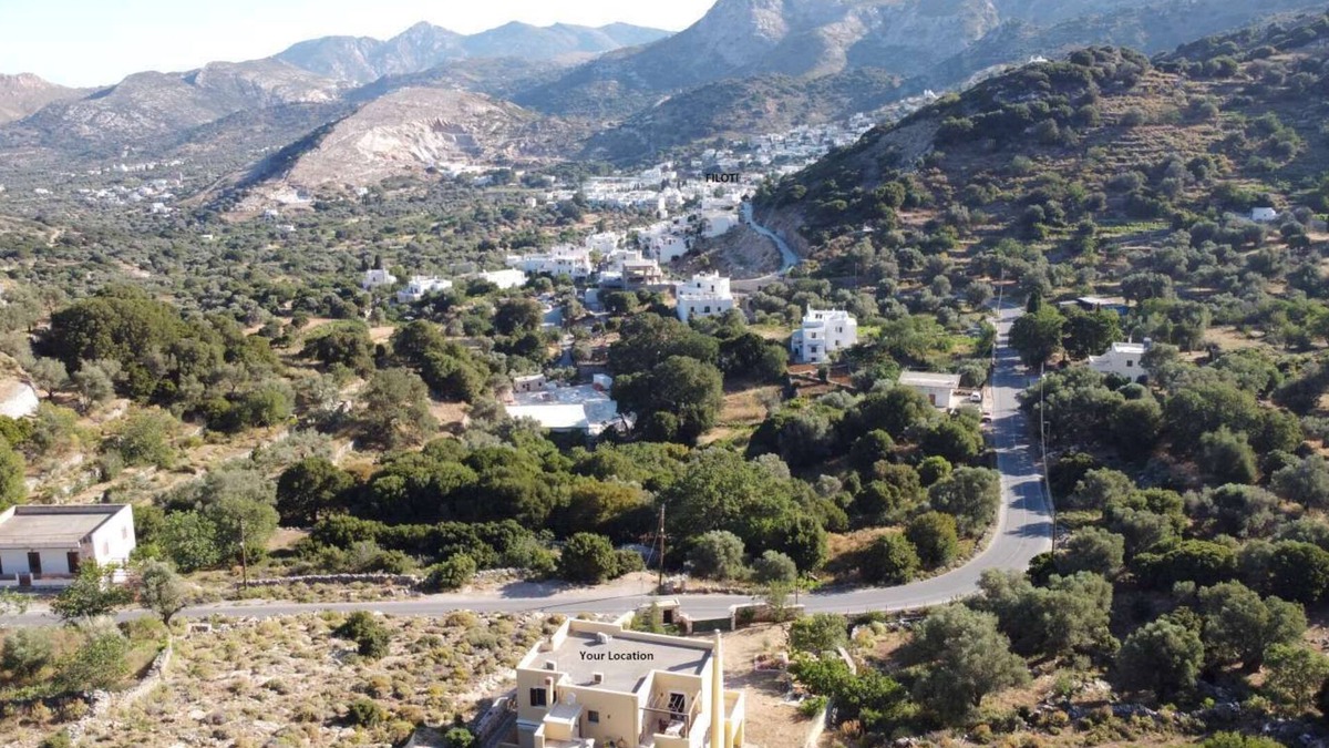 Filoti Apartment | Piecefull country Home in Greek island (Naxos) Oak & Olive seanerynFree Parking