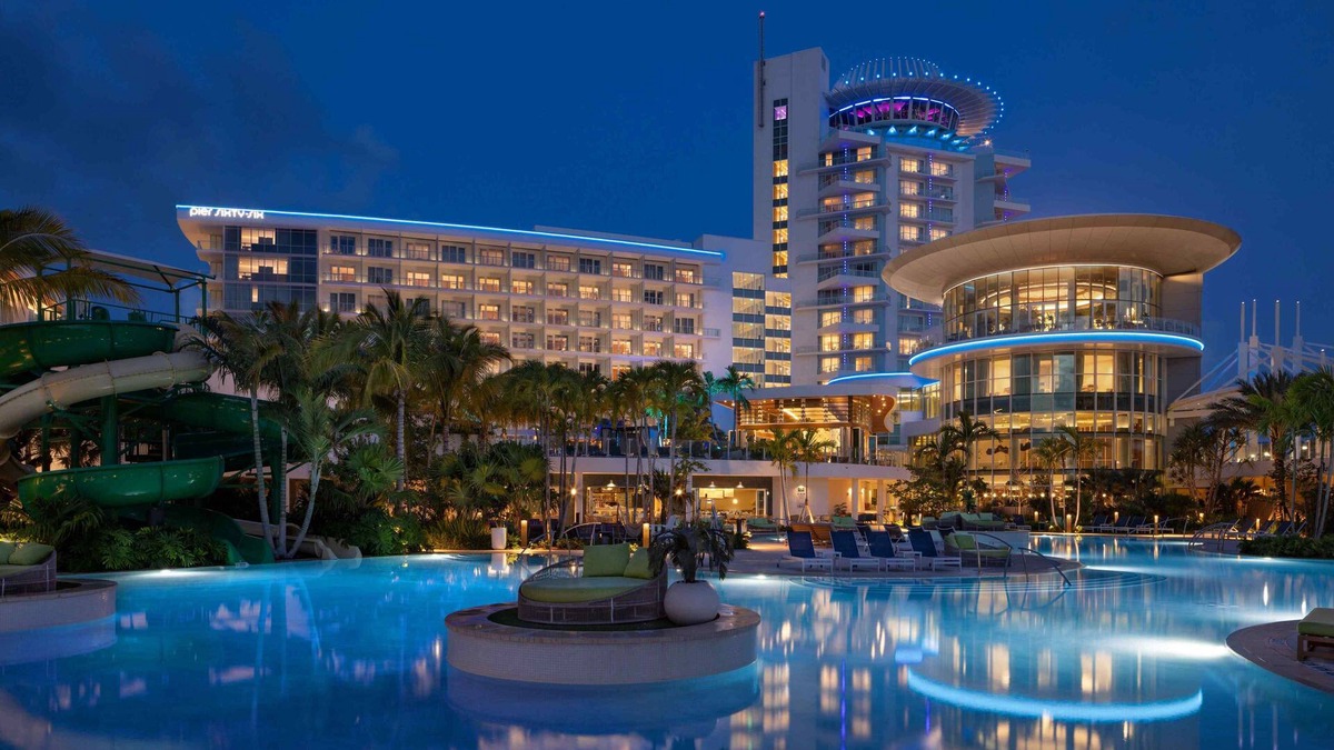 Barrier Island Hotel | Pier Sixty-Six (Pier 66)