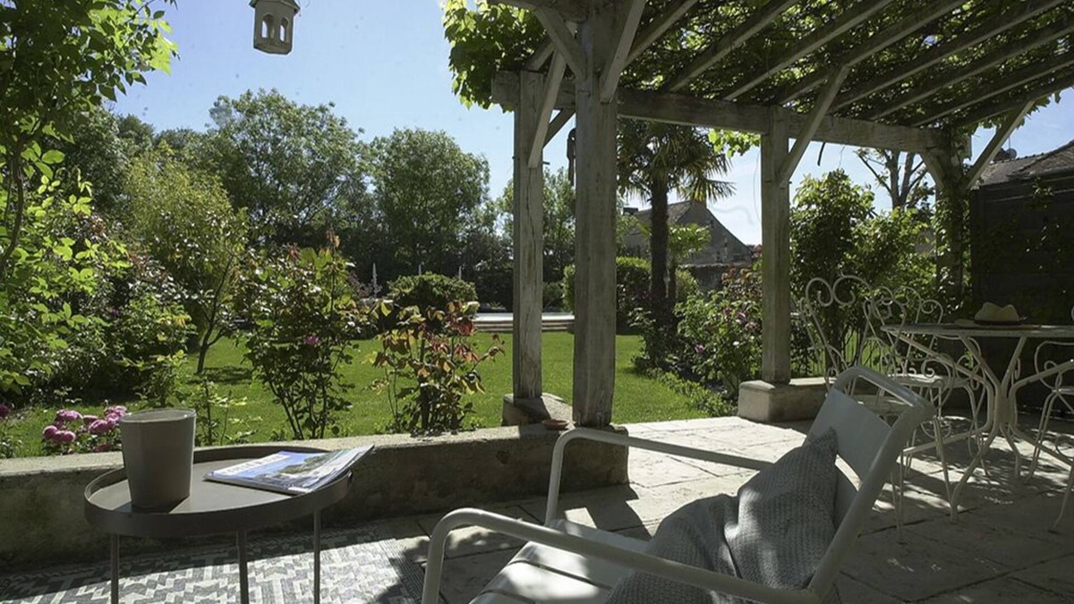Les Ormes House | Pierre d'Argenson small charming gîte