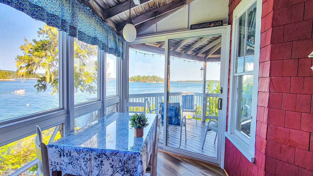 Southport Cabin | Piffi Biff: Watch Whales & Lobster Boats from This Classic Oceanfront Gem!