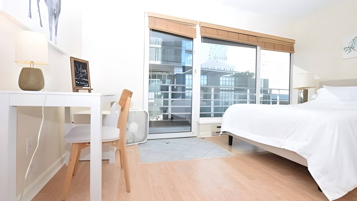 Downtown Seattle Apartment | Pike Place Mrkt 100WalkScore | Gym& Pool | Sophari