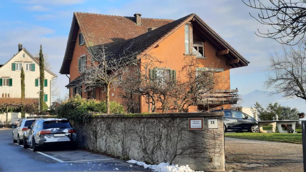 Meilen District Hostel | Pilgerhüsli Backpacker