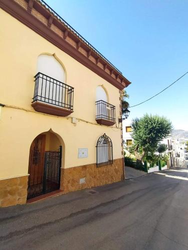 Bedmar House | Pililla