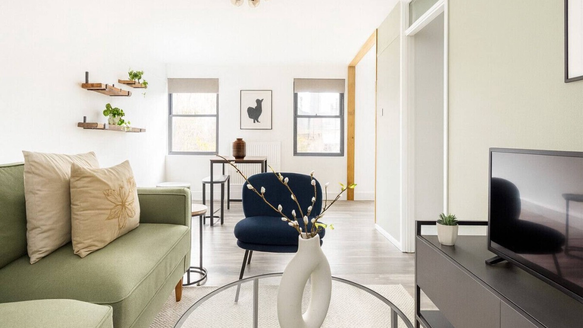Warwick Apartment | Pimlico Flat near Victoria Station