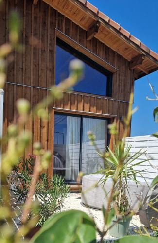 Saint-Yaguen Villa | Pinéa Lodge - Chalet Authentique en Pin des Landes