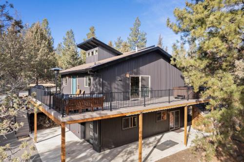 Bend House | Pine Knoll